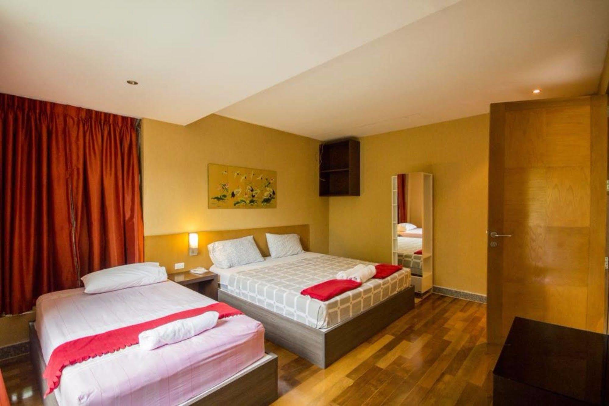 Abacus Villa Pattaya Exterior photo