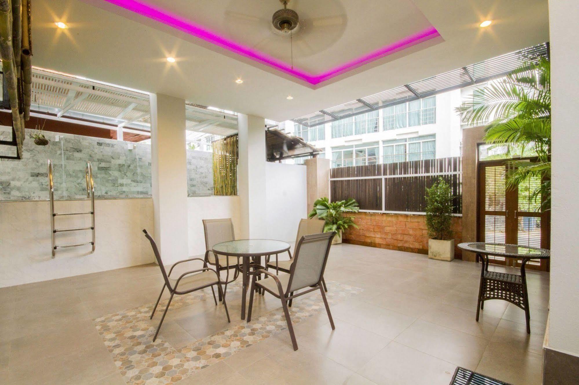 Abacus Villa Pattaya Exterior photo